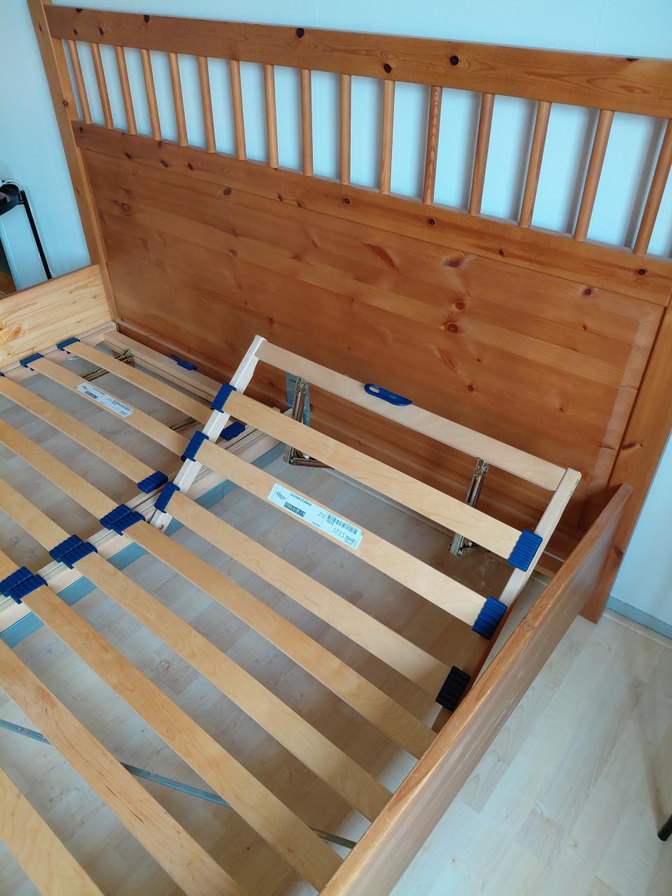 Houten ledikant met matras