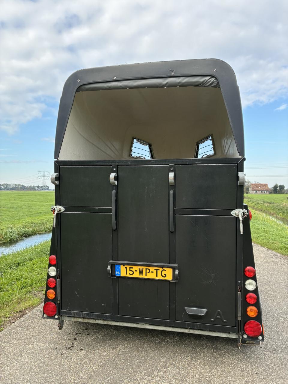 Volledig polyester 2 prds Anssems Excellente met zadelkamer