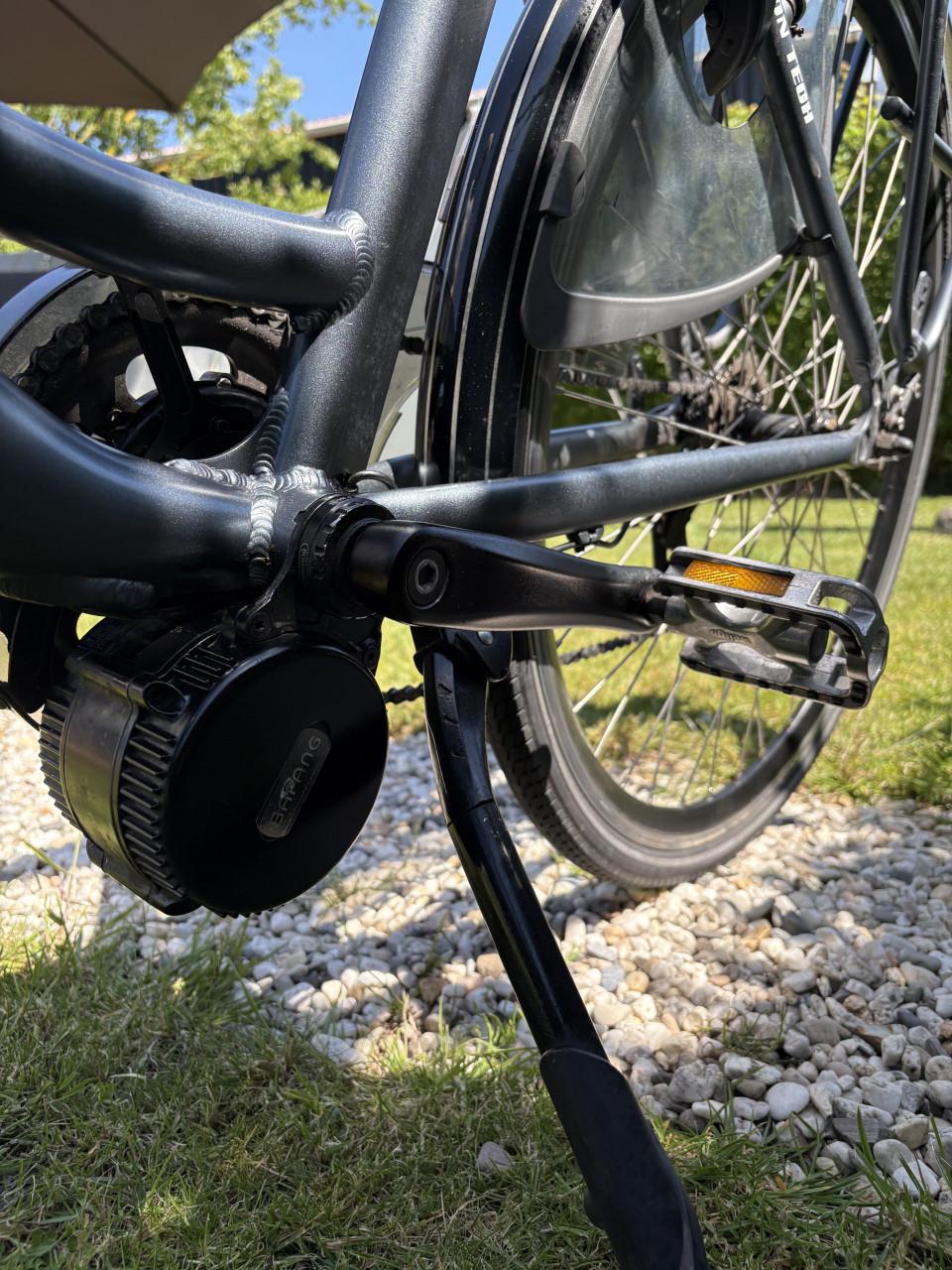 Veloci Titanium 468 elektrische fiets met middenmotor
