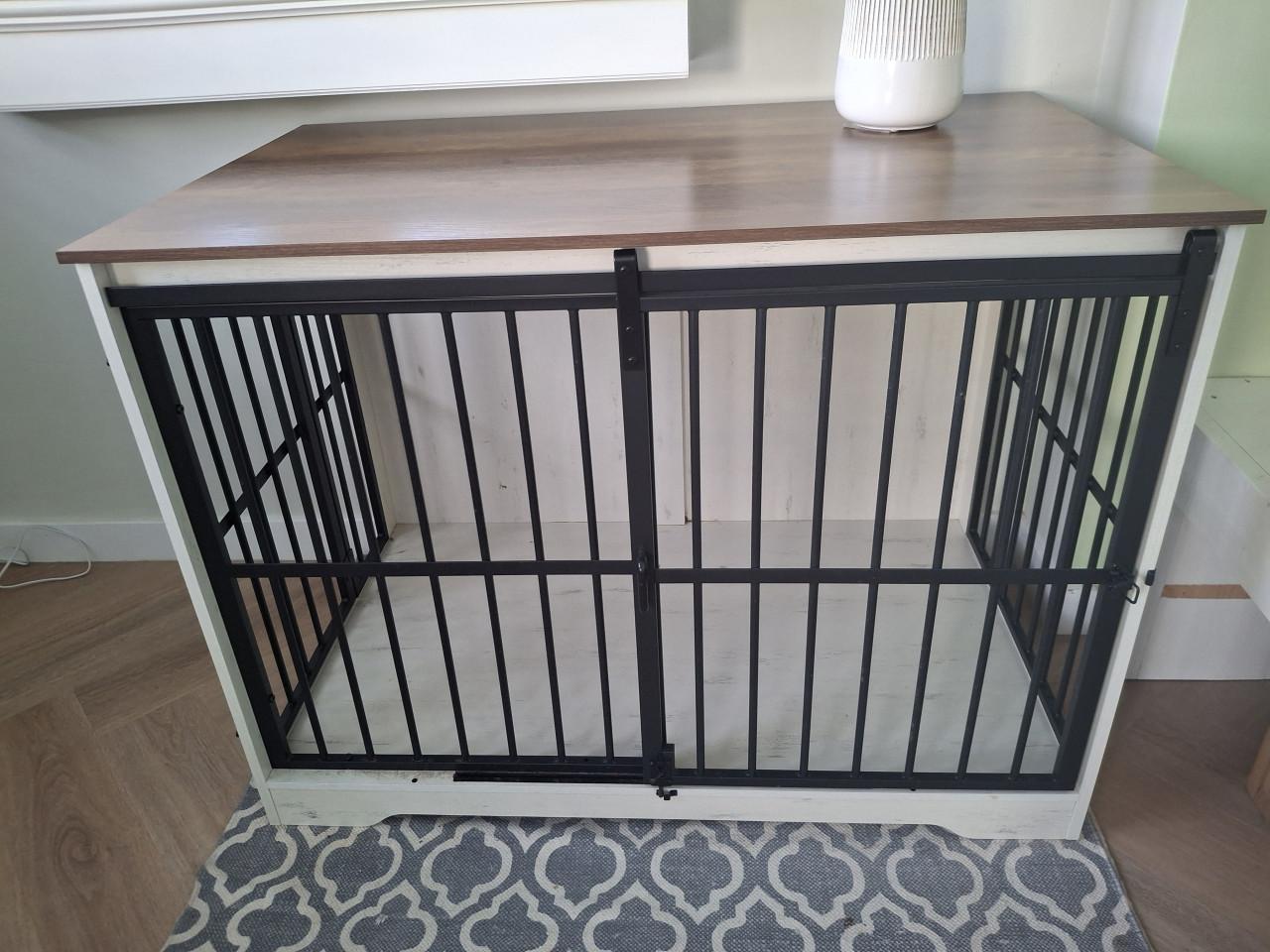 Mooi groot hondenhok (109×69×80)