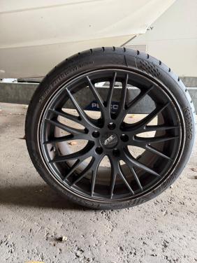 Zomerbanden met velgen