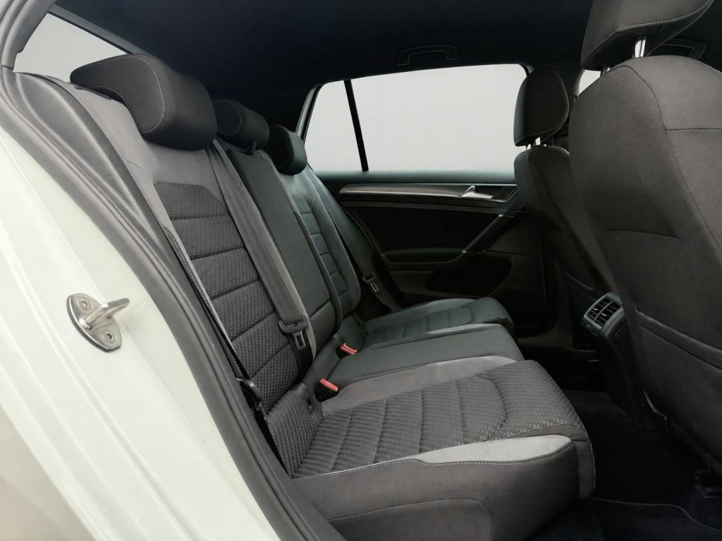 Volkswagen Golf 1.5 tsi highline business r