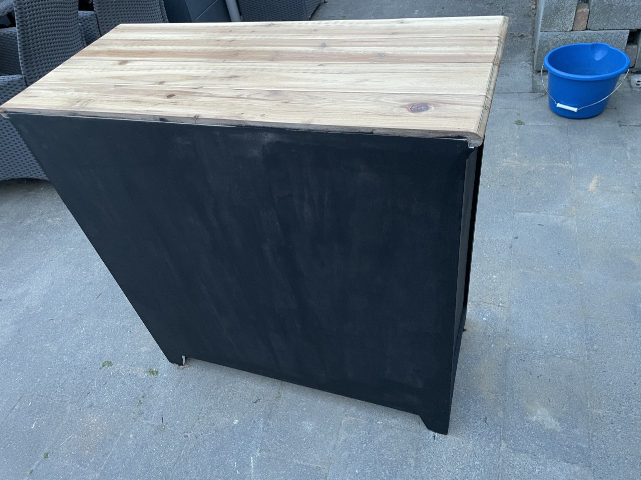 Te koop: dit eigenwijze kastje zoekt een nieuw thuis!