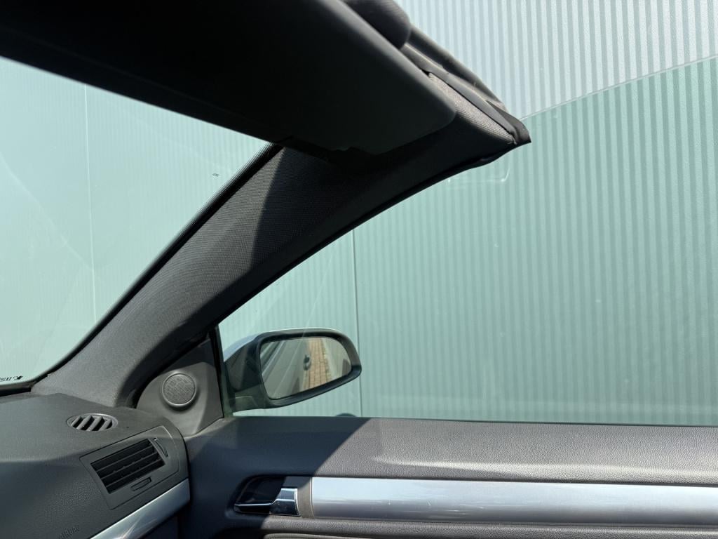 Opel Astra twintop 1.8 cosmo cabriolet