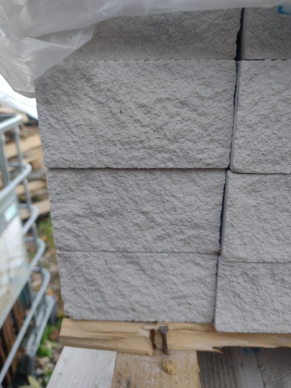 KZK Breuksteen WF Geïmpregneerd Wit Kop – ca. 900 stuks