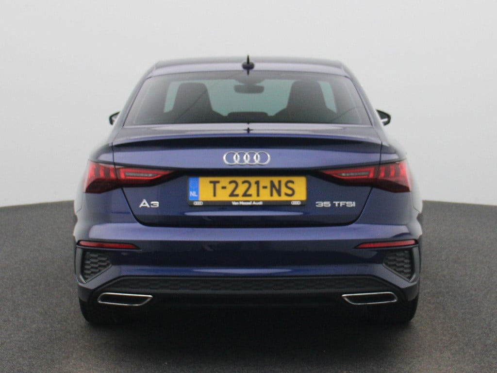 Audi A3 limousine 35 tfsi s edition | s-line interieur | automaat | navigat