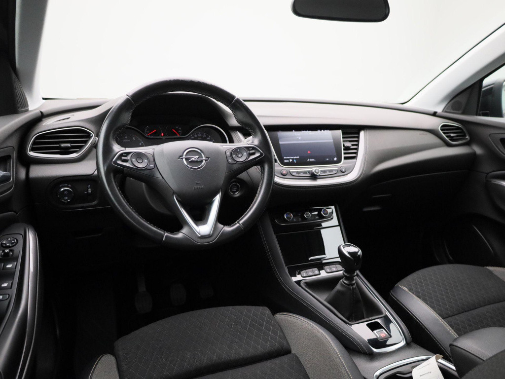 Opel Grandland X 1.2 turbo business executive | lmv | parkeer sensoren | el