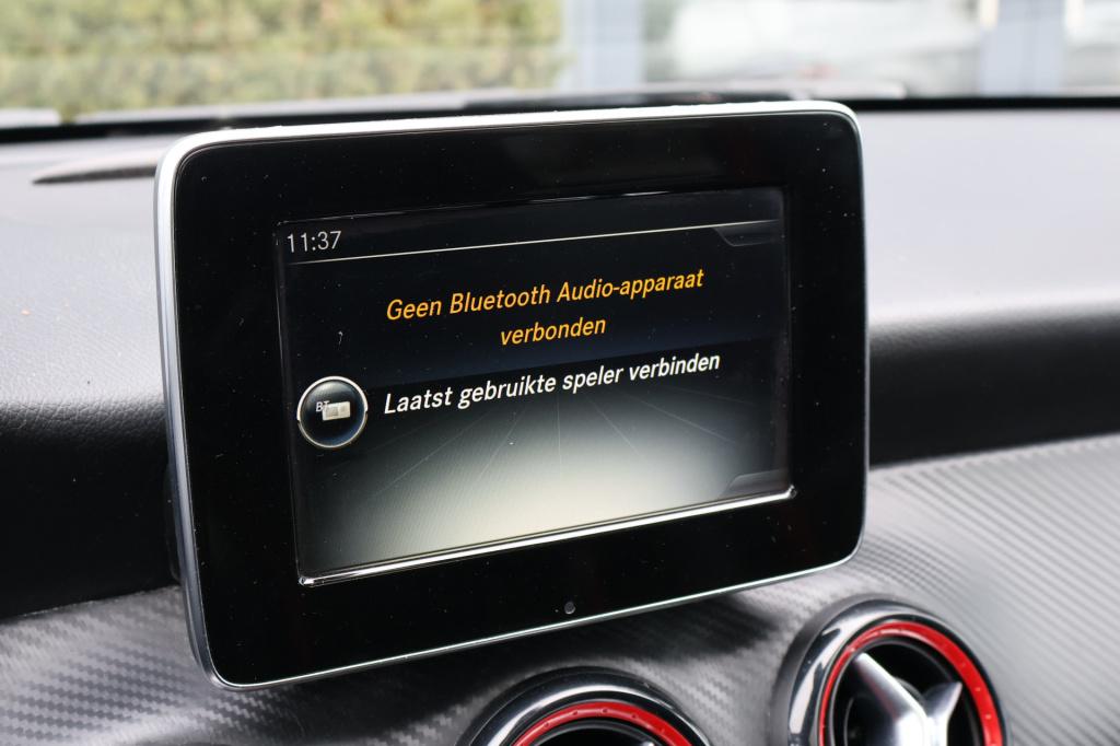 Mercedes-Benz Cla amg 45 4matic l 361 pk l dealer onderhouden l panoramadak