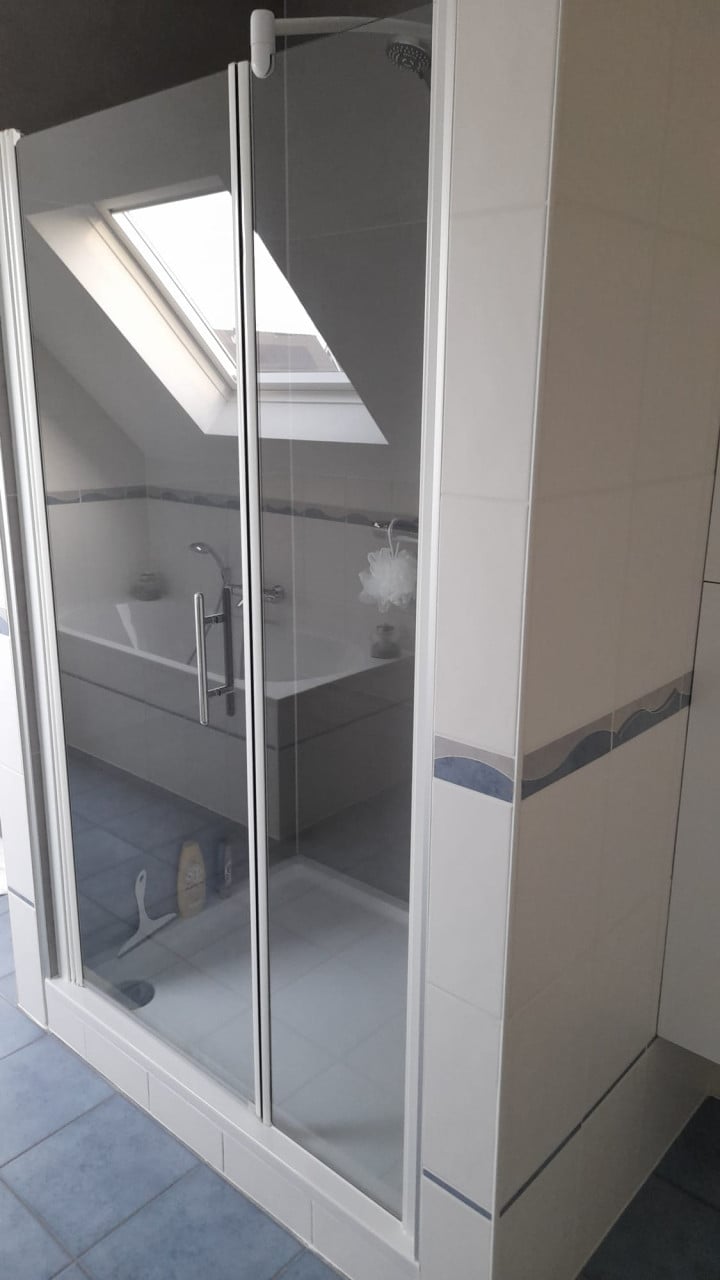 Douchbak met glazen deur