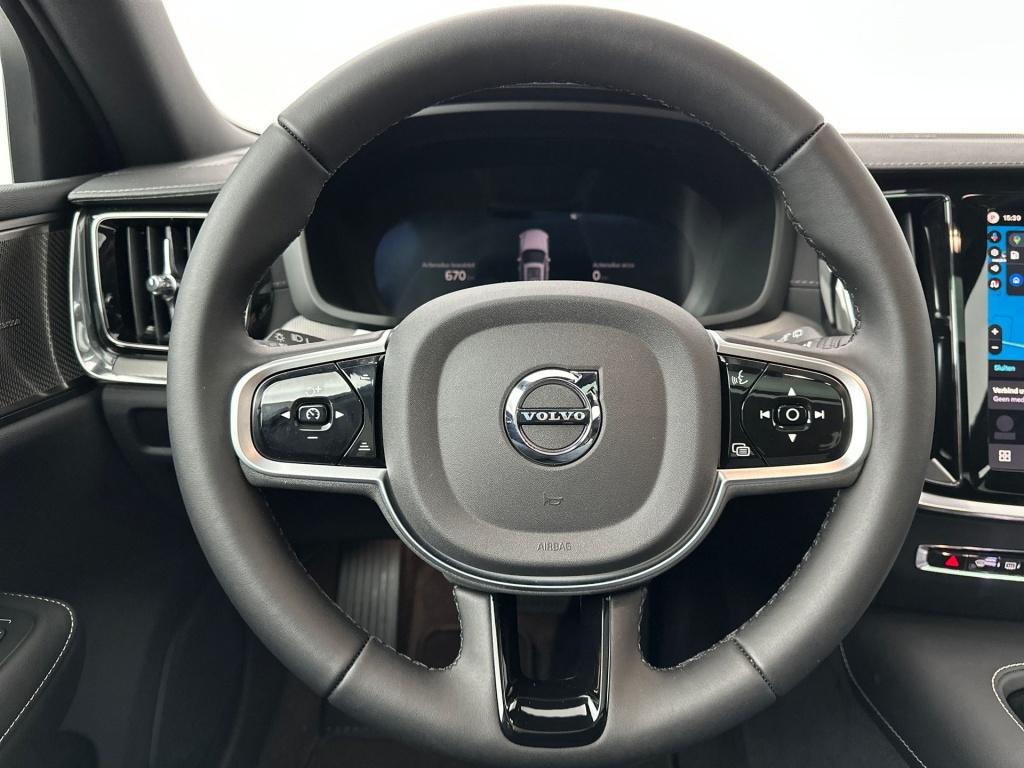 Volvo V60 t8 awd gt ultra dark performance edition