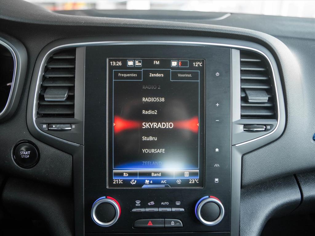 Renault Megane 1.6 energy tce 205pk gt automaat | 4-control | navigatie | d