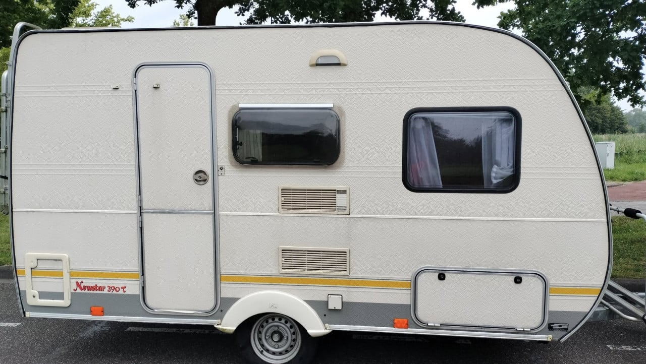 Caravelair (2001) met voortent