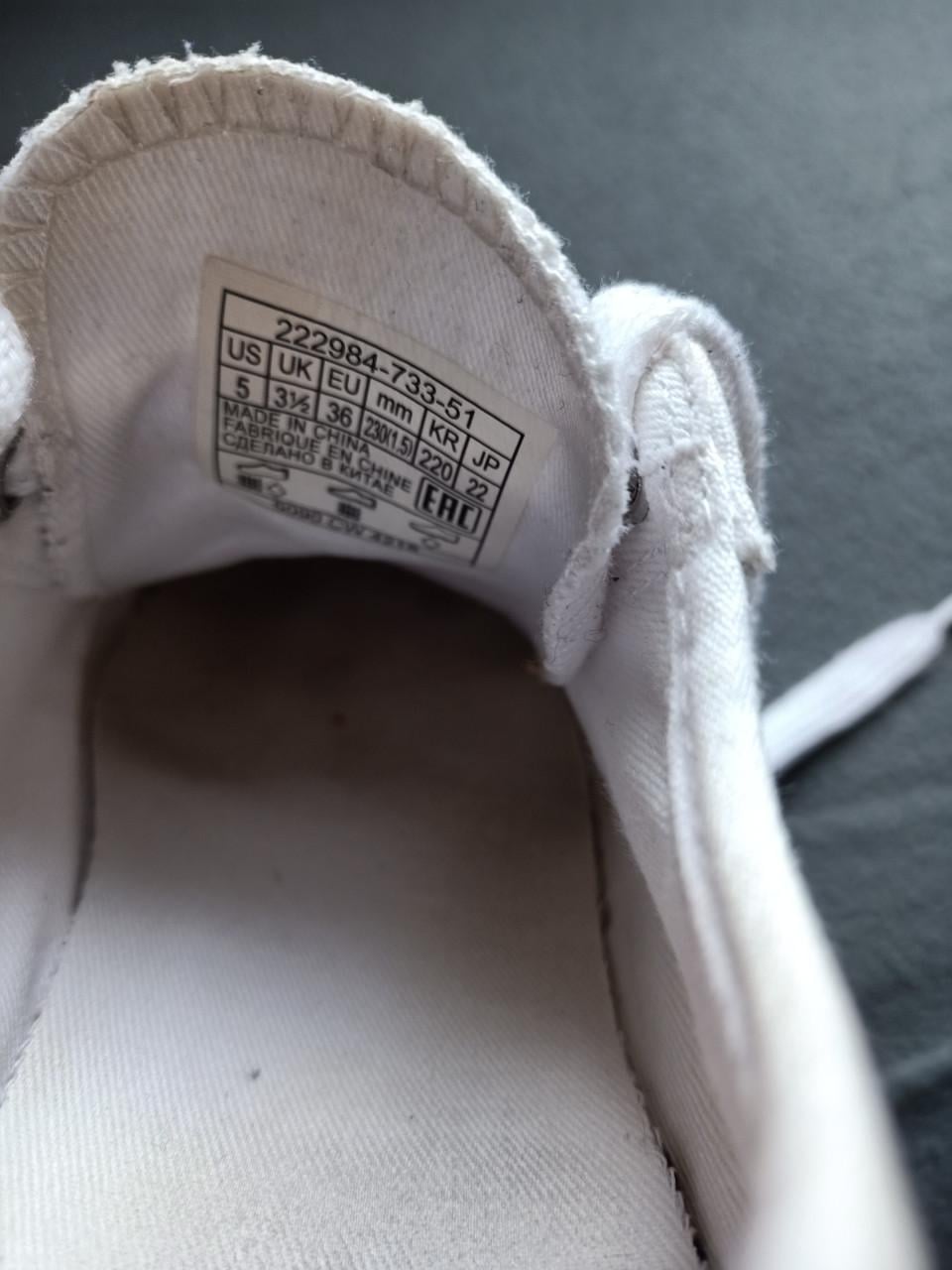 Witte Levi''s sneakers maat 36