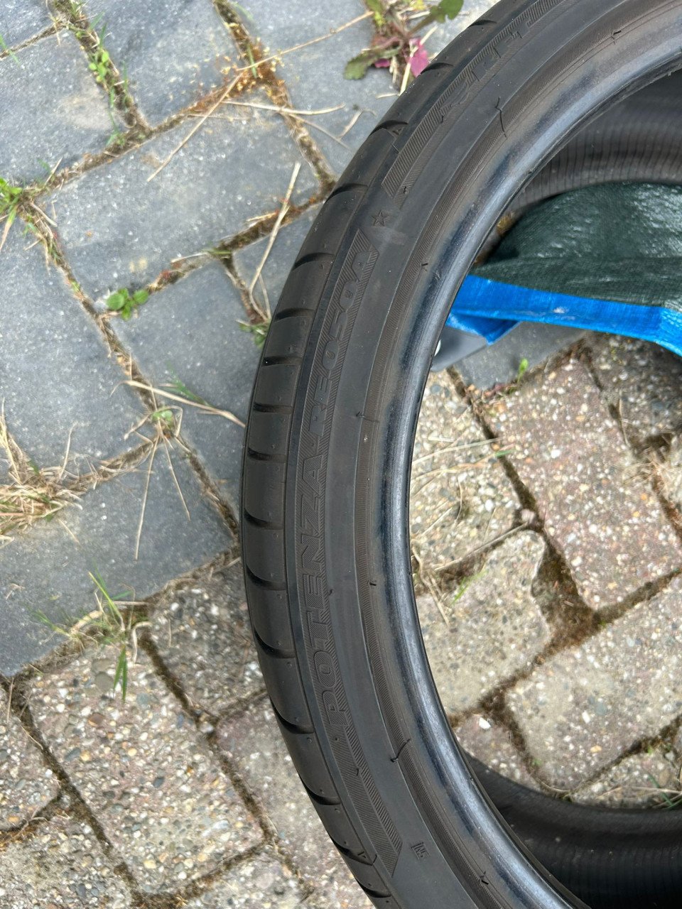 BRIDGESTONE POTENZA BAND 20 INCH