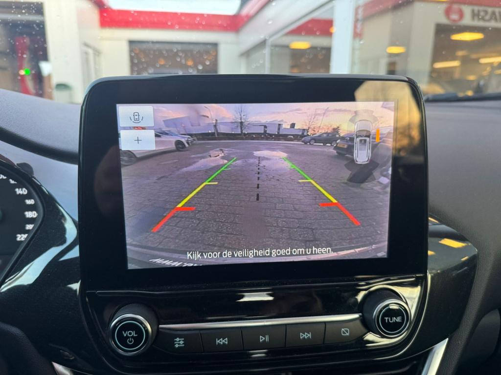 Ford Puma 1.0 ecoboost hybrid titanium