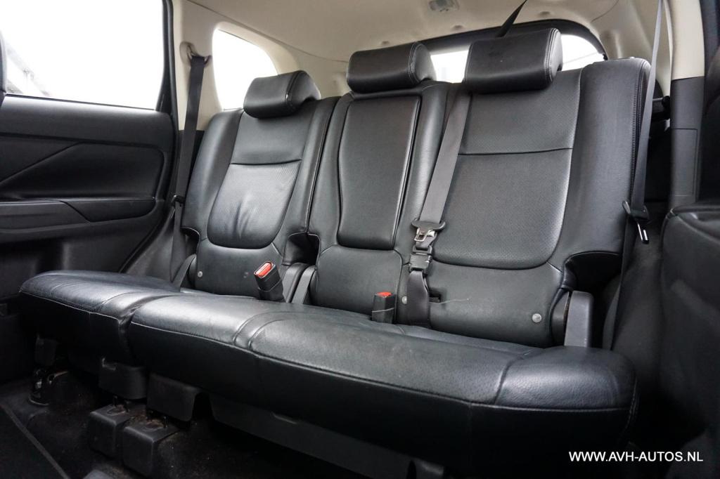 Mitsubishi Outlander 2.0 phev instyle