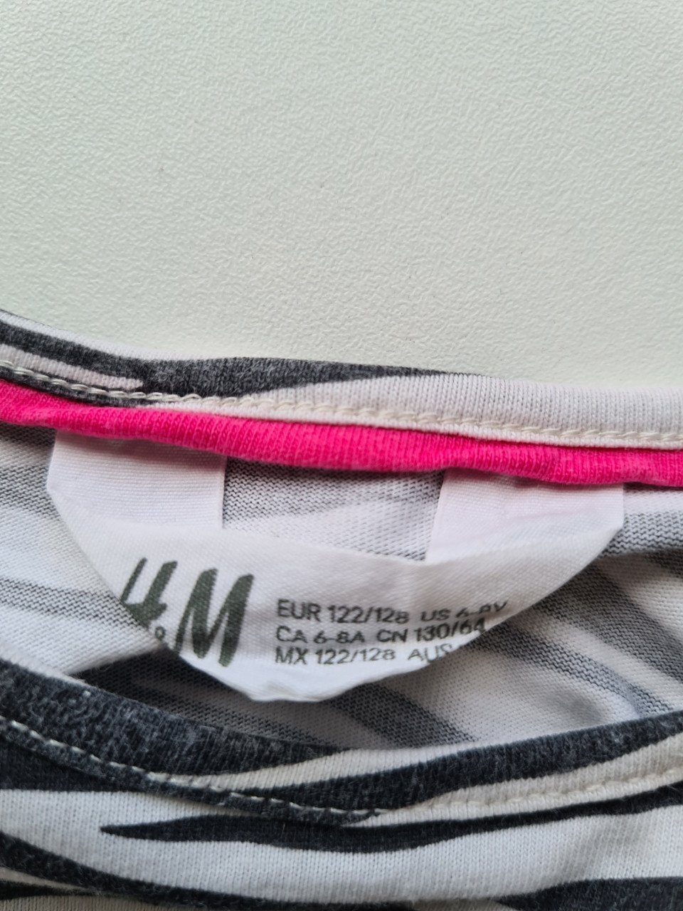 Zwart-wit gestreept jurkje van H&M Maat 122-128
