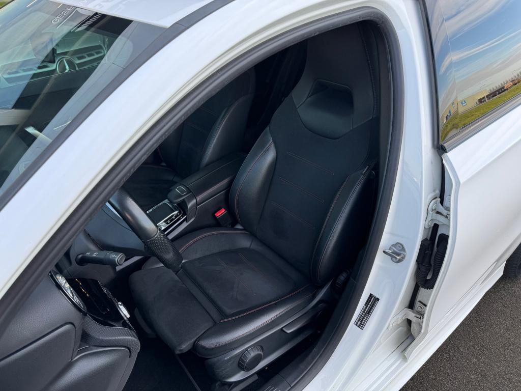 Mercedes-Benz A-Klasse 180 business solution amg night-pakket , sfeer verli