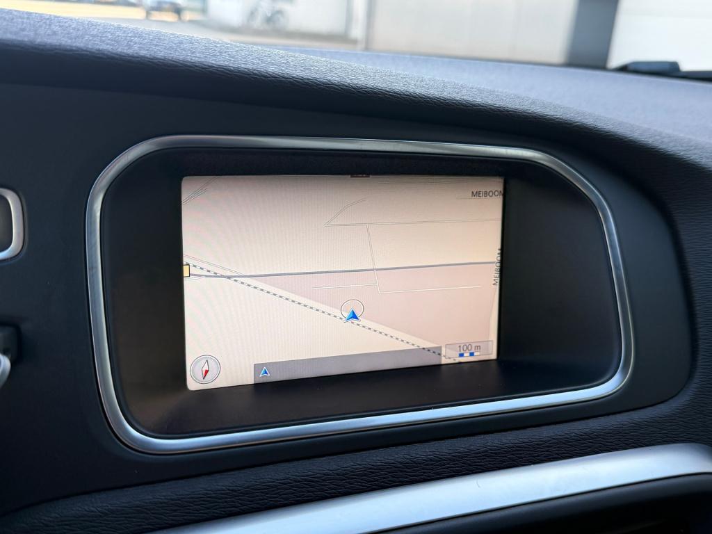 Volvo V40 cross country 1.6 t4 summum