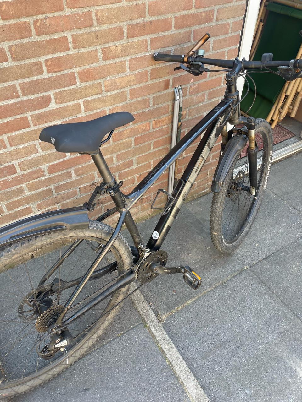 Mountainbike TREK 5 marlin zwart