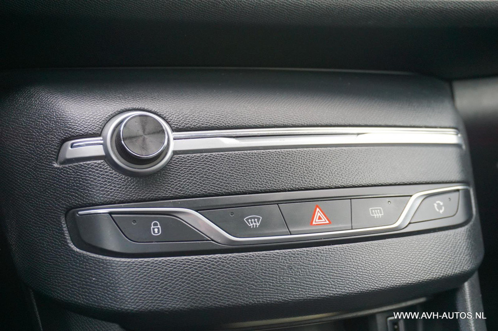 Peugeot 308 sw 1.2 puretech blue lease premium automaat