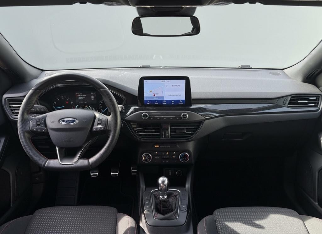 Ford Focus wagon 1.0 ecoboost st line business
