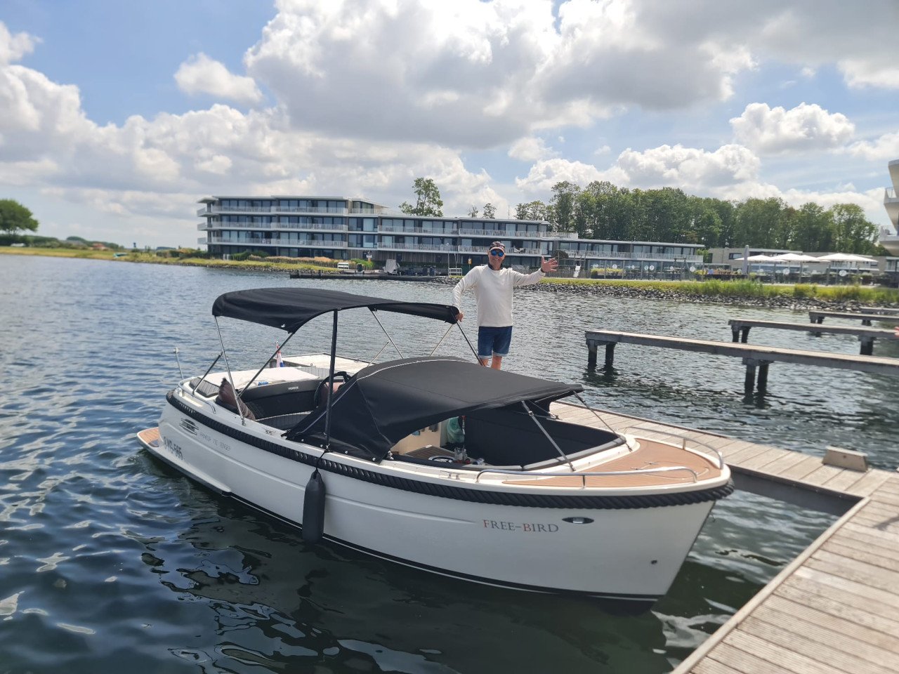 Hagelnieuwe Primeur 715 Tender met Honda 100Pk (2024)