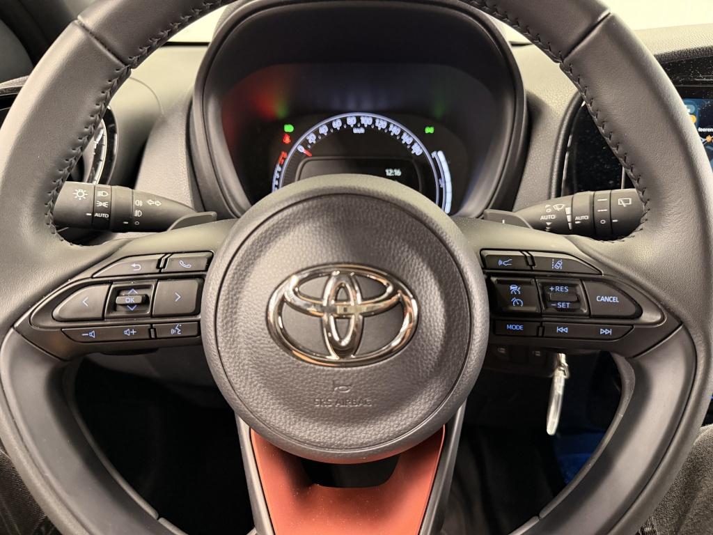 Toyota Aygo x 1.0 vvt-i s-cvt envy