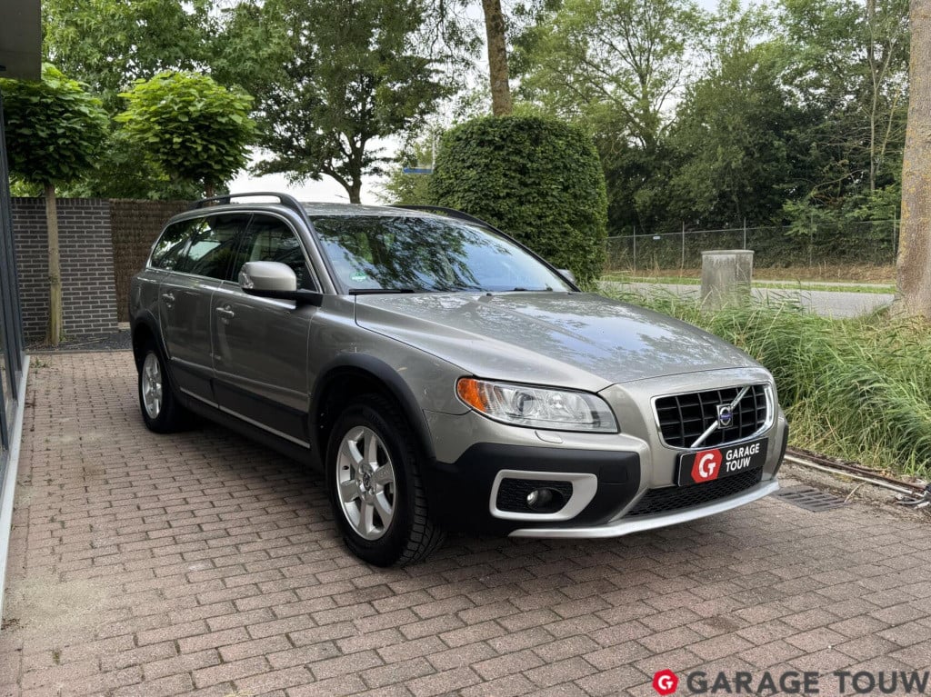 Volvo XC70 2.4 d5 summum