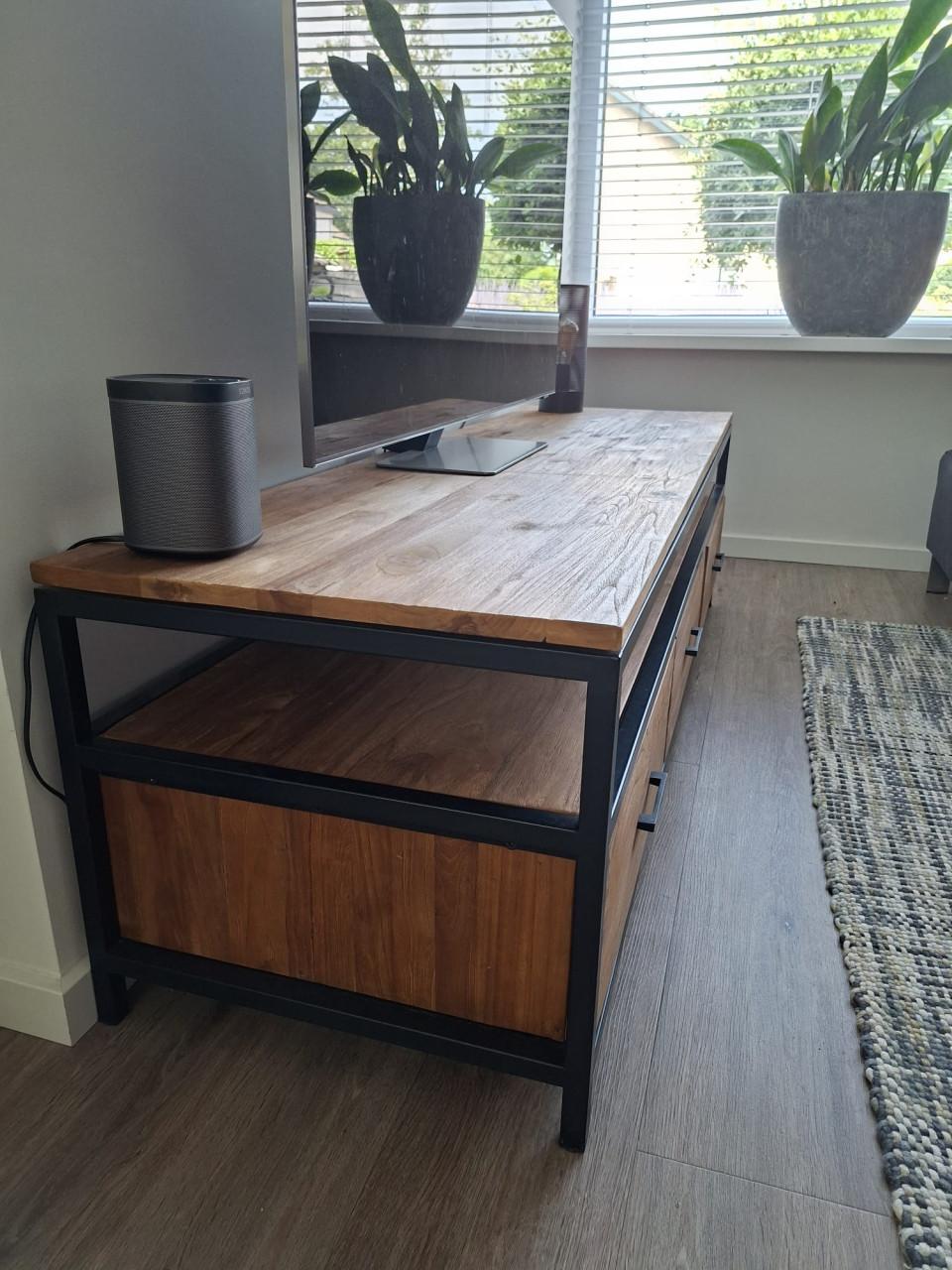 Tv dressoir industrieel