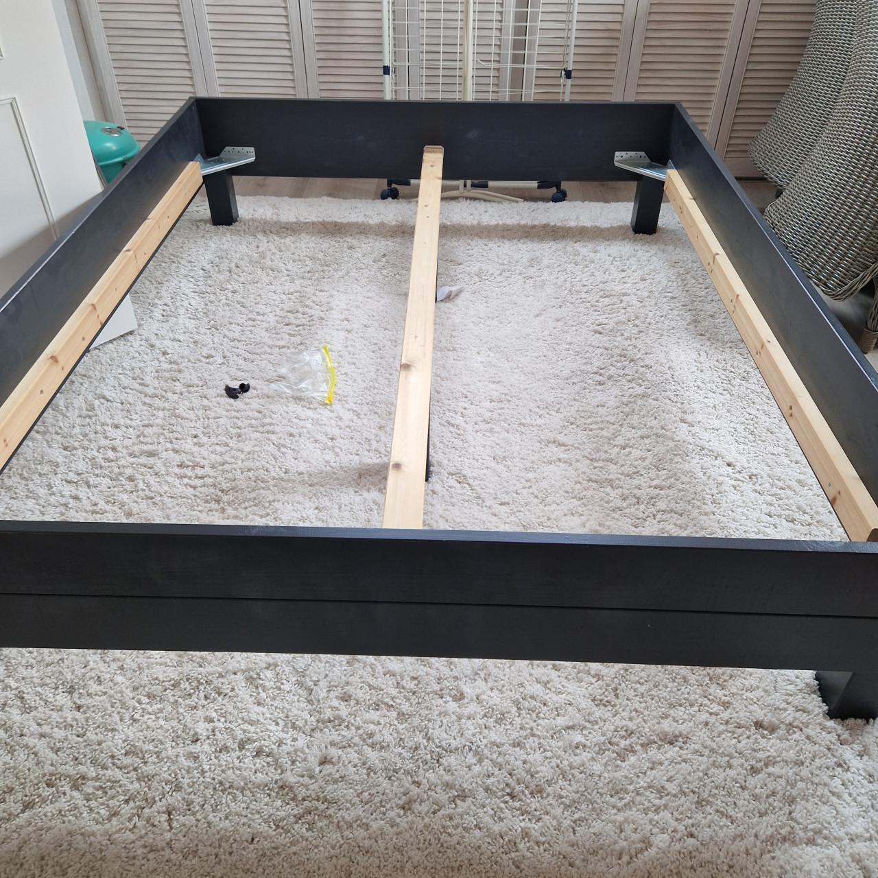 Te koop bedbak hout