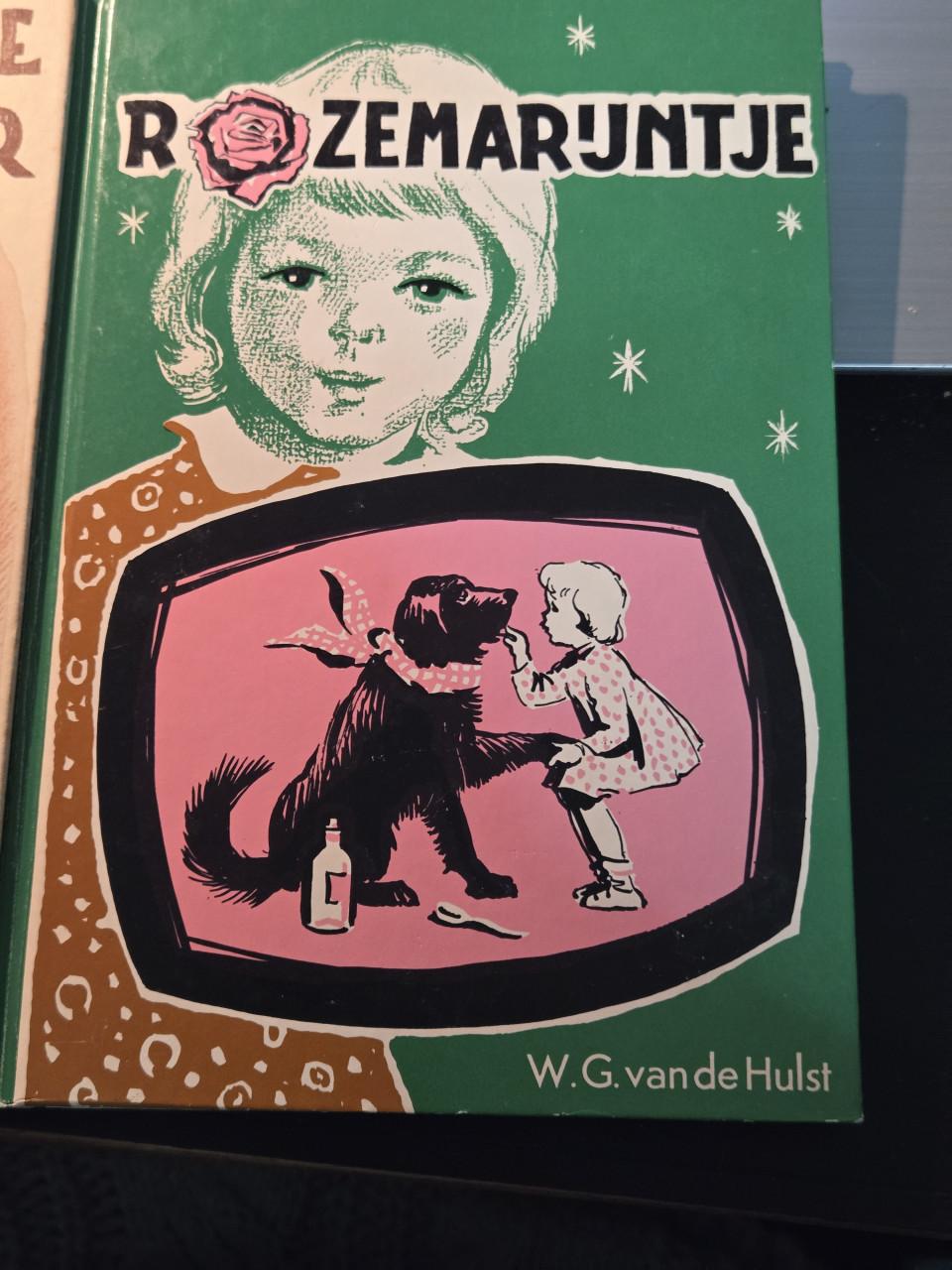 2 kinderboeken  "Rozemarijntje",  door auteur W.G. van de Hulst sr.