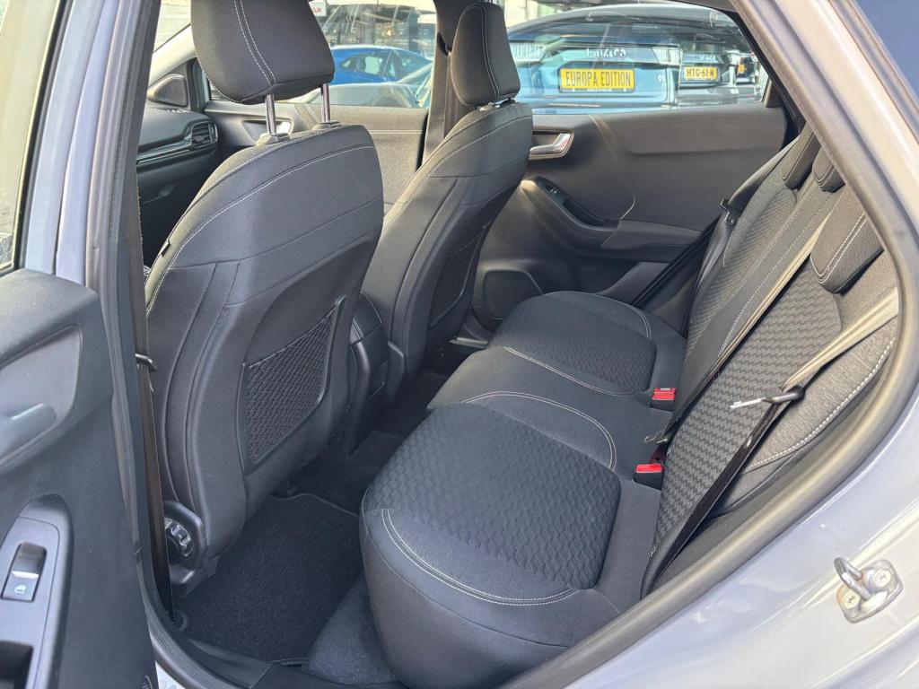 Ford Puma 1.0i ecoboost hybrid 125pk titanium