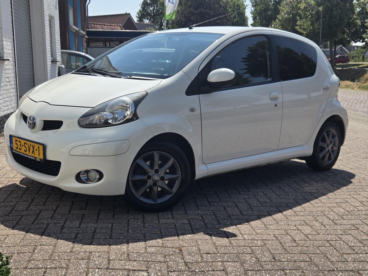 Toyota Aygo 5-Deurs | 2011 | NAP | IZGST | Airco | Dealeronderhouden