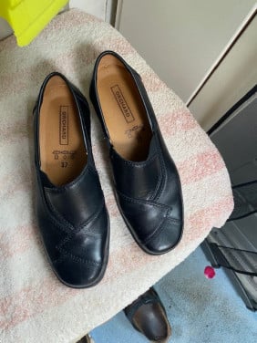 Nieuwe zwarte damesschoenen maat 37