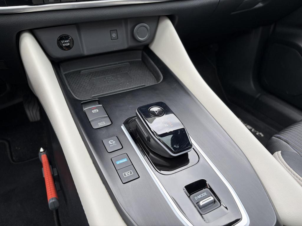 Nissan Qashqai 1.5 e-power tekna uniek interieur!