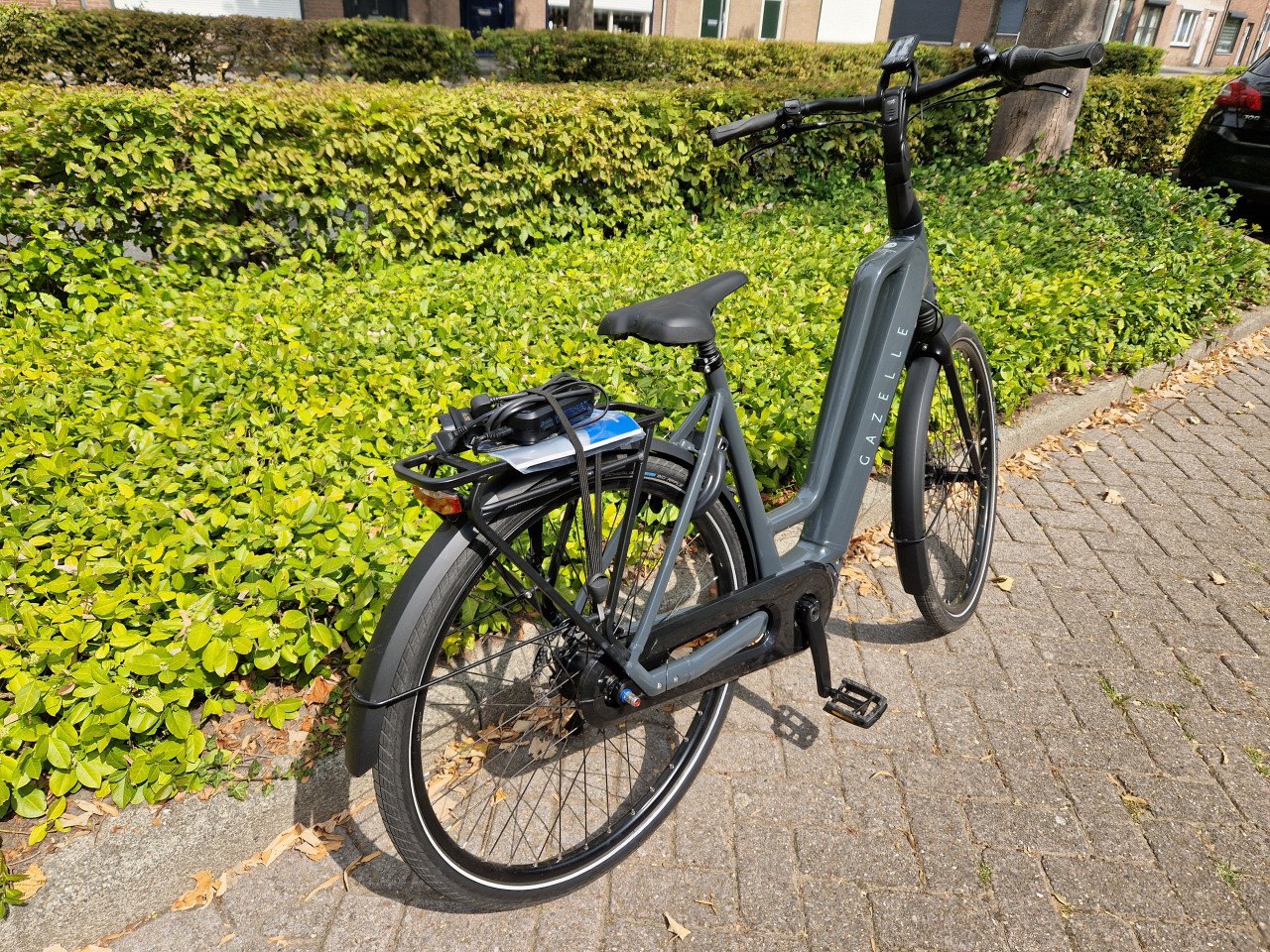 Zo goed als nieuwe Gazelle Chamonix met Shimano middenmotor