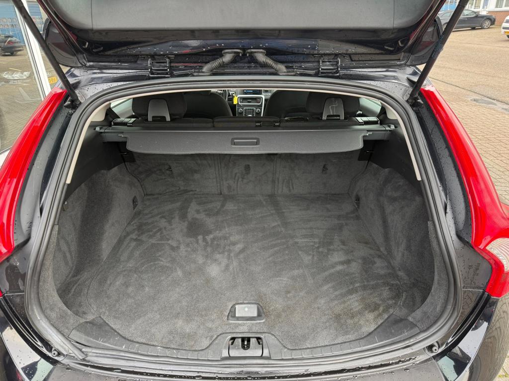 Volvo V60 1.6 t4 kinetic