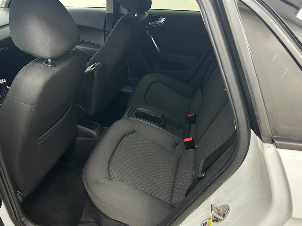 Audi A1 Sportback occasion 1.2 tfsi attraction | wit | tweedehands audi a1 