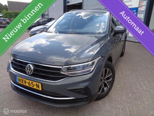 Volkswagen Tiguan 1.5 tsi elegance/airco/navi/panorama/virtual/vol leer/mem