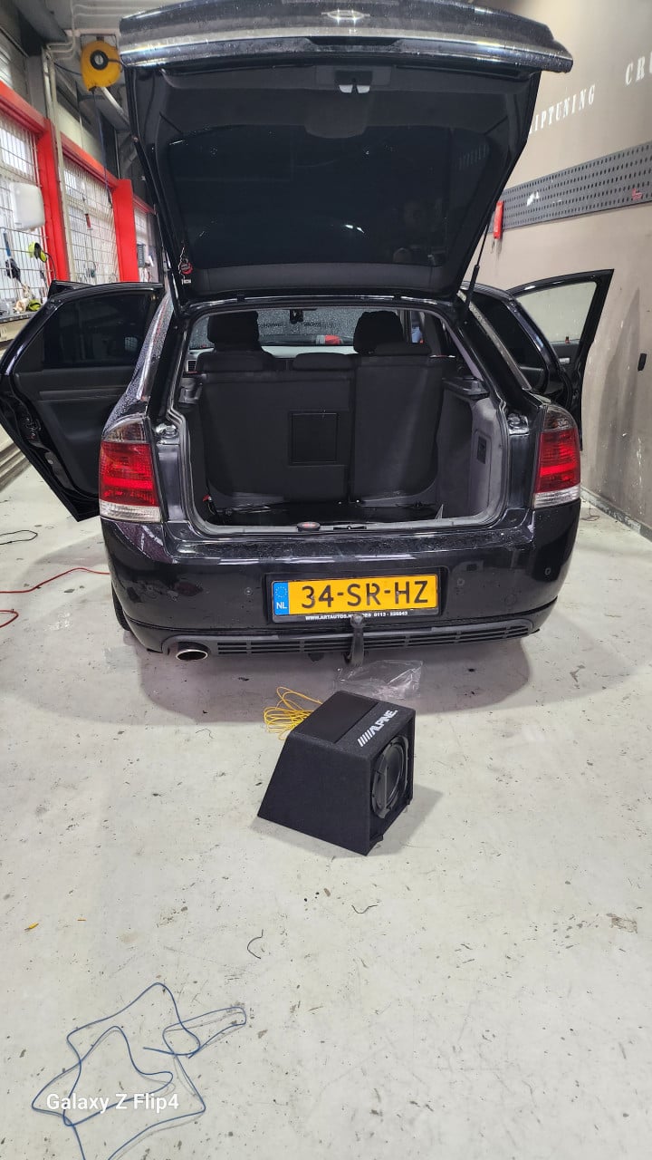 Opel vectra 1.8 2006 240416km veel extra's