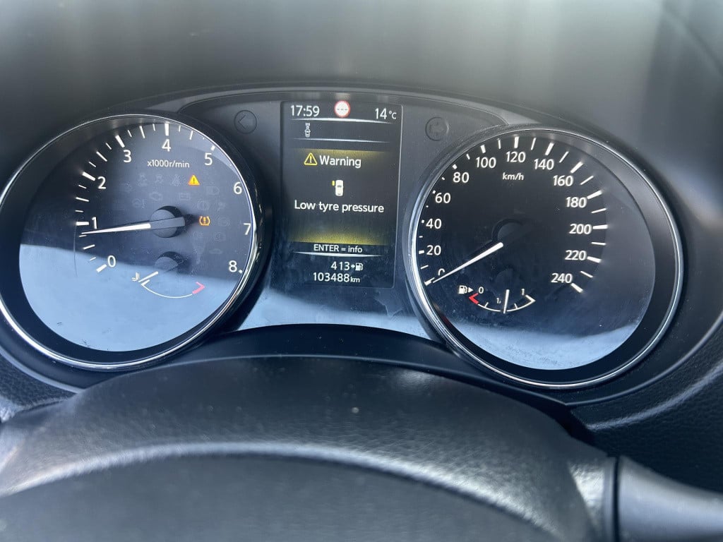 Nissan Qashqai 1.2 visia