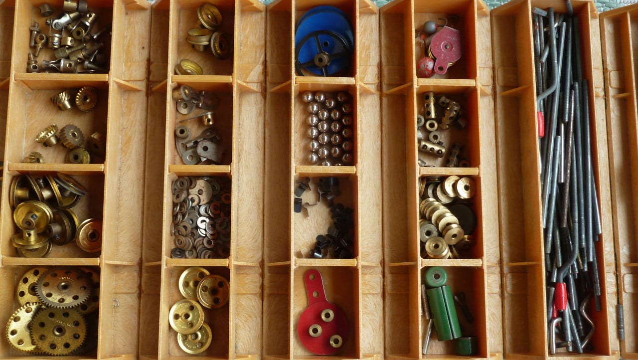 MECCANO