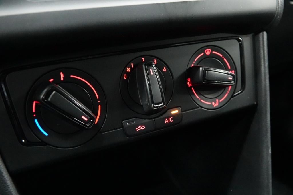 Volkswagen Polo 1.0 comfortline | 17" | cruise | stoelverw. |