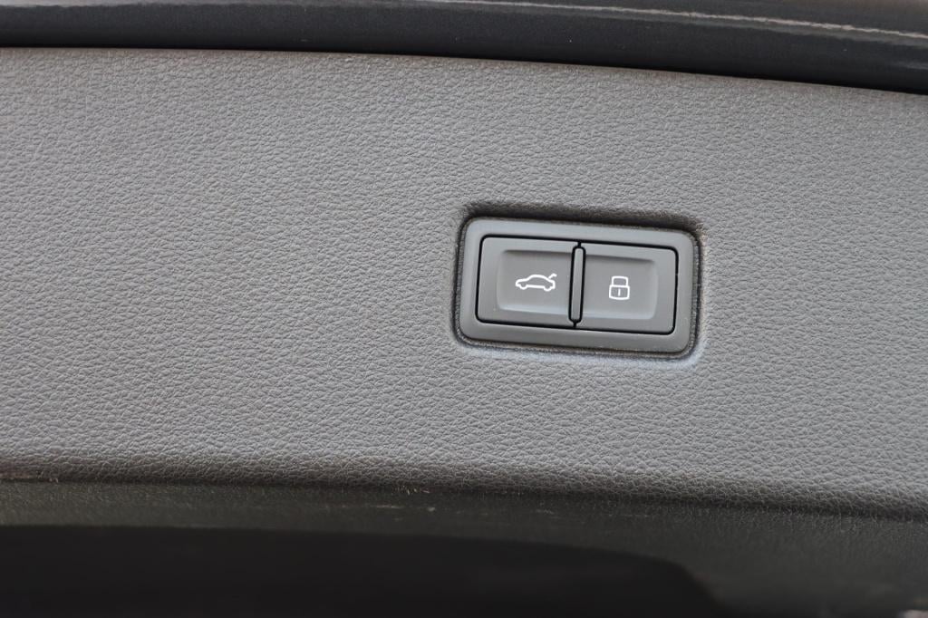 Audi Q5 sportback 55 tfsi e quattro s edition competition 367pk l led matri