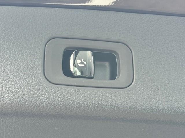 Mercedes-Benz Glc 300e 4matic amg i airmatic l gestuurde achteras l panoram