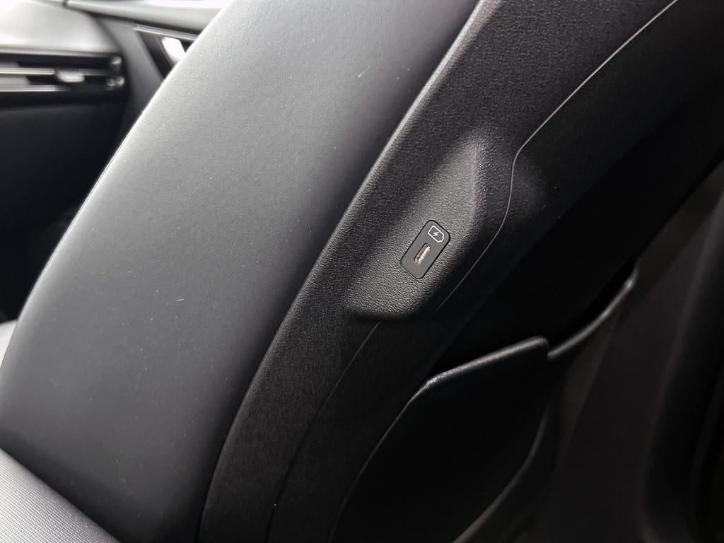 Kia Ev6 light edition 63 kwh | 10 jaar garantie | navigatie | applecarplay 