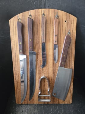 Messenset op houten plank 39x25 cm