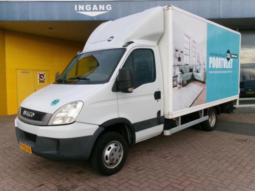 Iveco Daily 35c13 3-zits bakwagen + laadklep euro-5