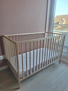 KEA SNIGLAR Ledikant + Luxe HIMLAVALV Matras